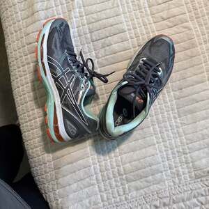 ASICS Gel-Nimbus 19 Women's Running Shoes T751N Size 10.5 Gray Mint Carbon